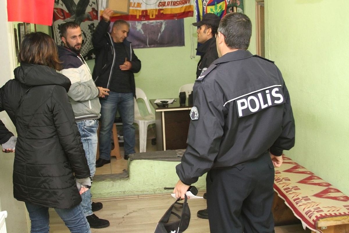 Isparta\'daki İnternet Kafe ve Oyun Salonlarına Polis Denetimi