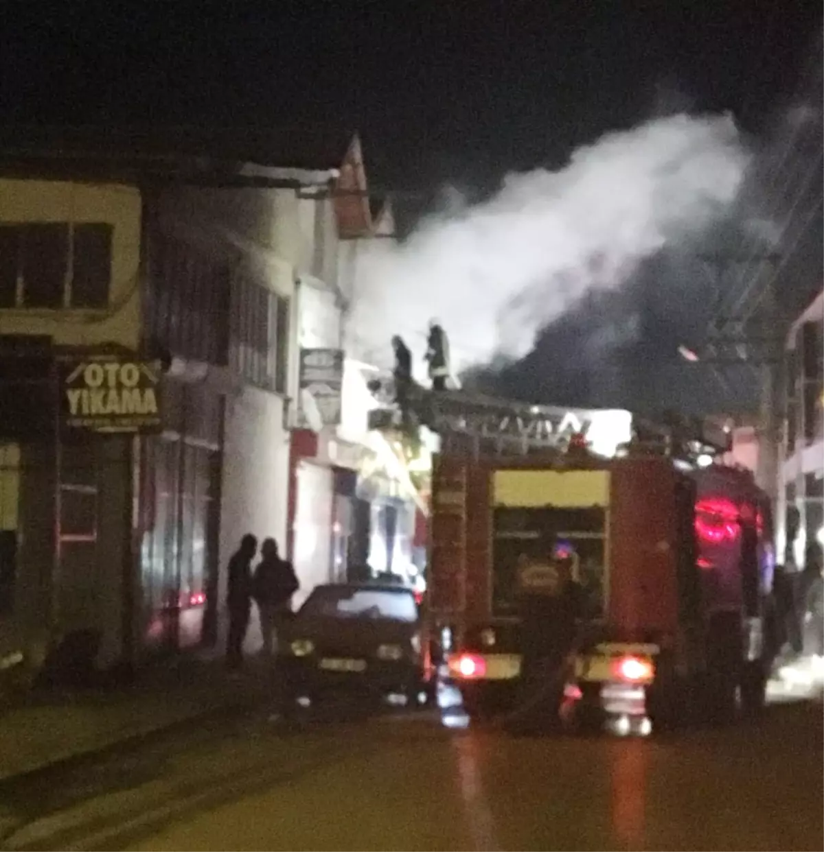 Isparta Yeni Sanayi Sitesi\'nde İşyeri Yangını