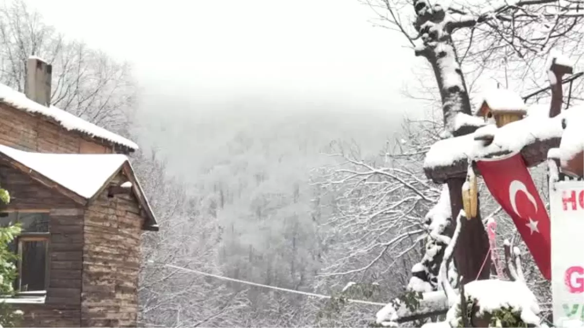 Kartepe Beyaza Büründü