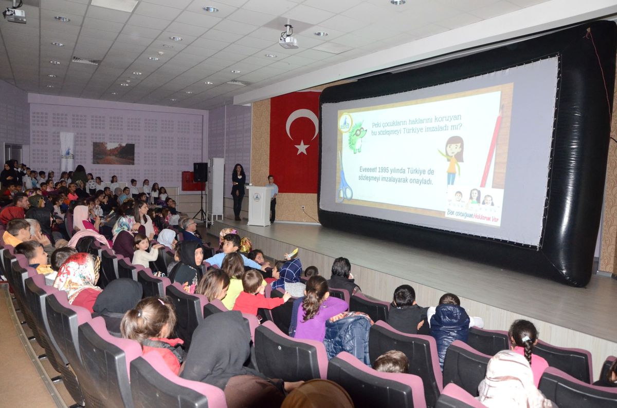 Kartepe\'de Çocuk Hakları Günü