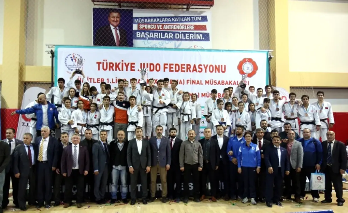 Ümitler Judo 1. Lig Şampiyonu Kağıtspor Oldu