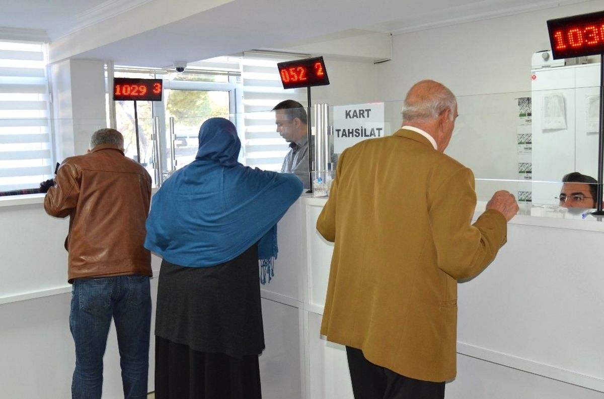 Yunusemre\'de Emlak Vergileri Ödenmeye Başlandı
