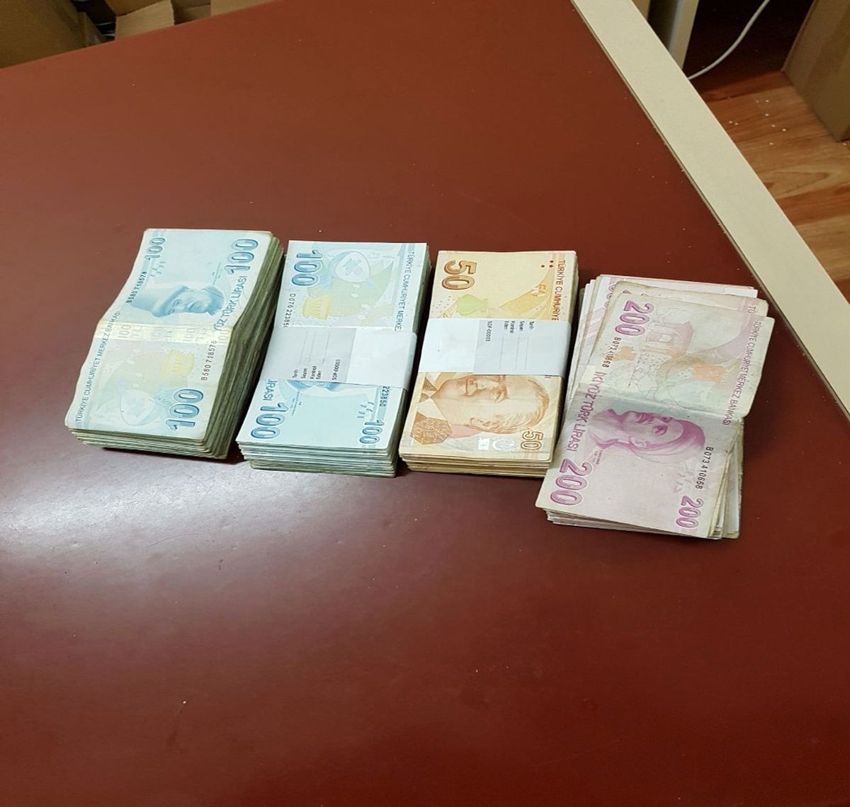 36 Bin Lirayı X-ray Cihazında Unuttu