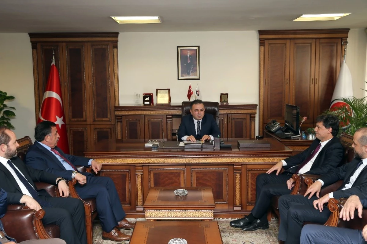 AK Parti Ankara İl Başkanı Yamalı\'dan Başkan Ercan\'a Ziyaret