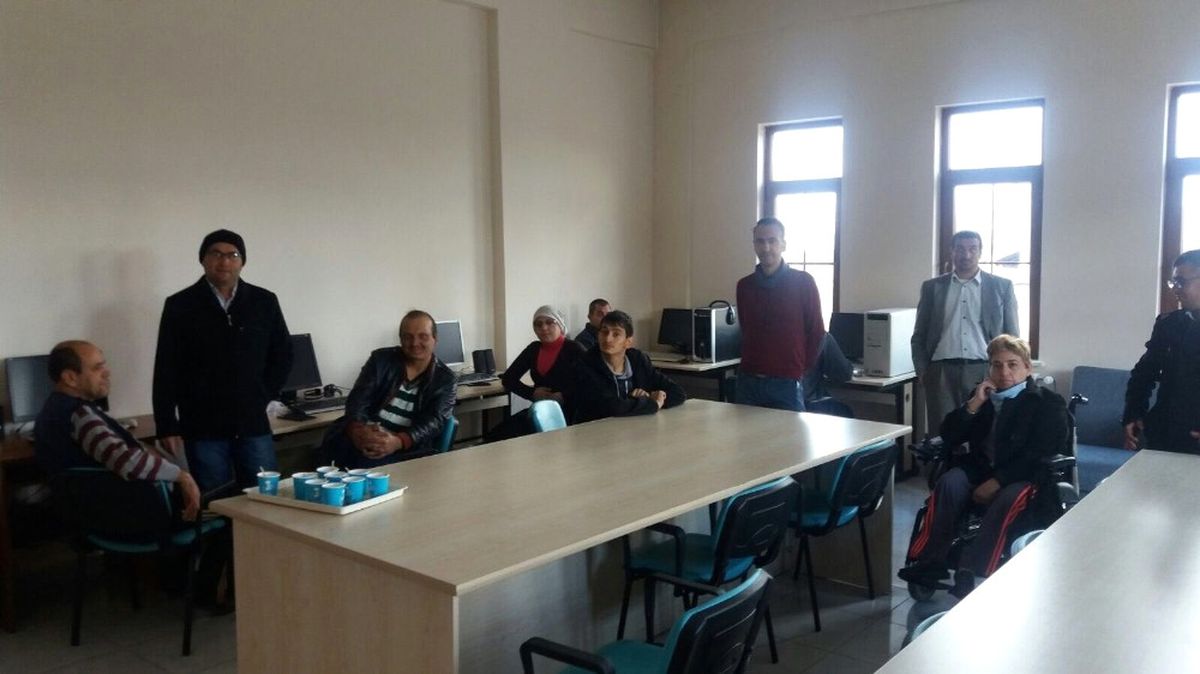 Akşehir\'de Engelli Vatandaşlar İçin Bilgisayar Kursu