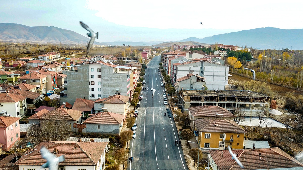Başkan Çakır Doğanşehir De İncelemelerde Bulundu