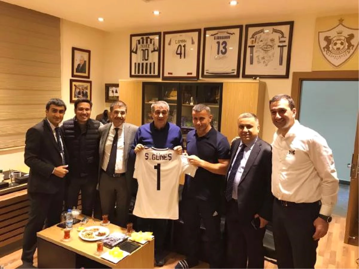 Beşiktaş Teknik Direktörü Güneş, Karabağ\'ı Ziyaret Etti
