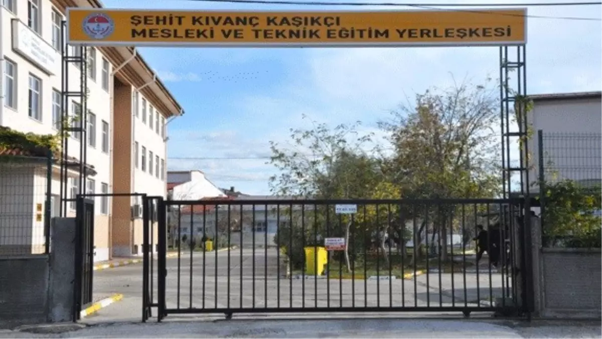 Çanakkaleli Şehidin Adı Okul Yerleşkesine Verildi