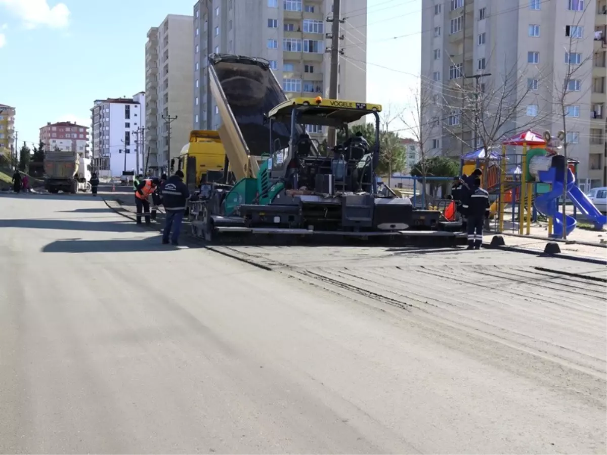 Çerkezköy\'de Yol Yapım Çalışmaları