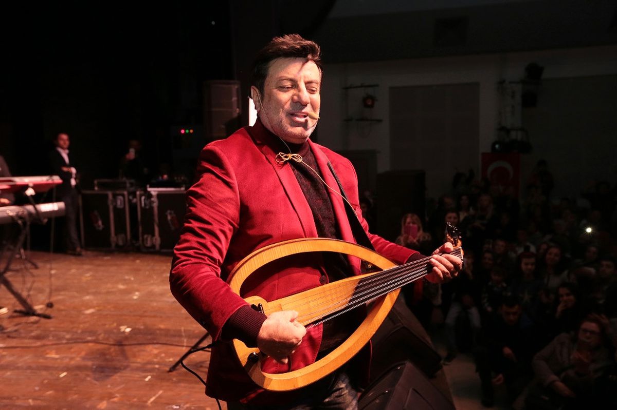 Coşkun Sabah\'tan Türk Sanat Müziği Şöleni