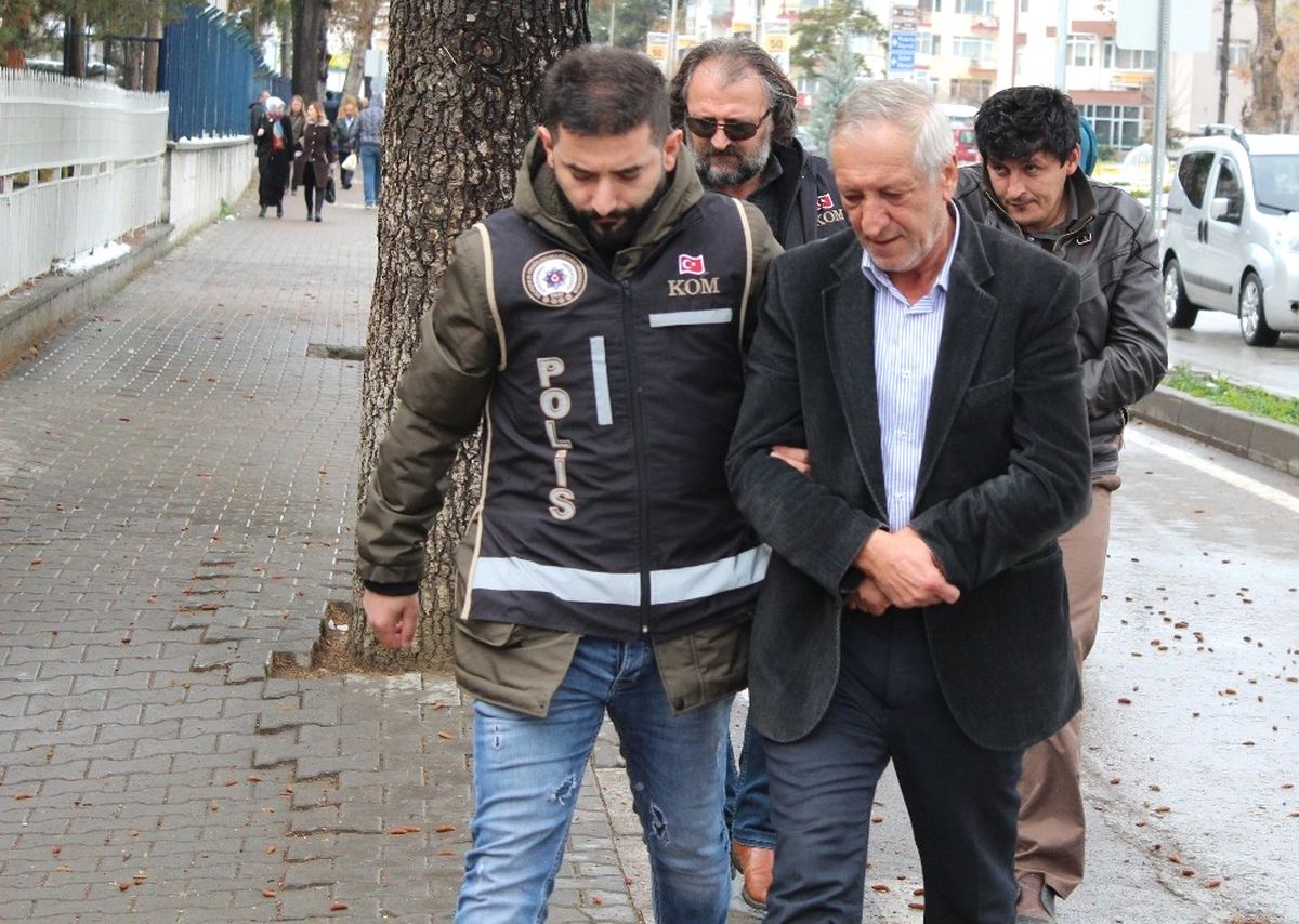 Fetö Şüphelisi 3 Kişi Adliyeye Sevk Edildi