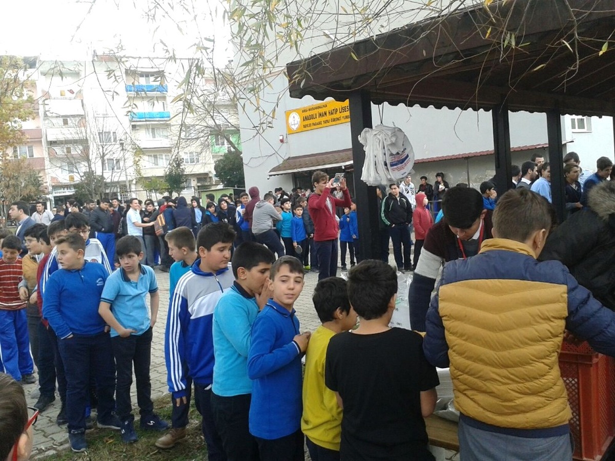 İhl Öğrencilerinden 15 Temmuz Şehitleri İçin Hatim