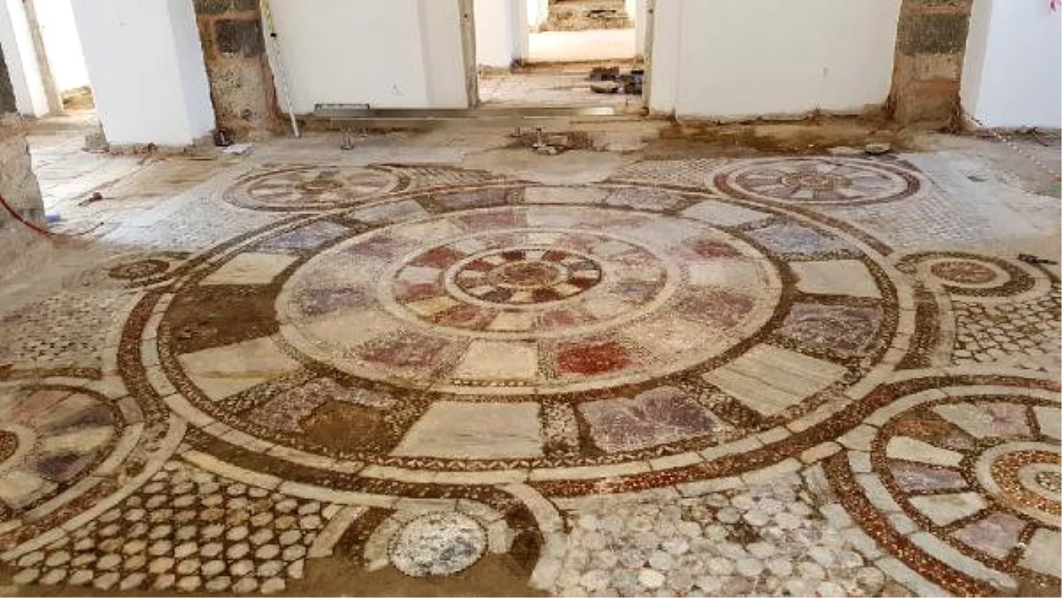 Kilisenin Dönüştürüldüğü Camideki Gün Yüzüne Çıkan Mozaikler Ziyarete Açılacak