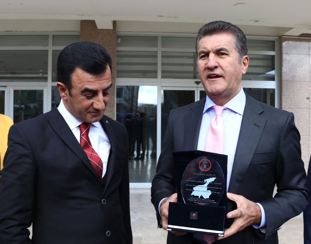 Mustafa Sarıgül Siyasete Yeşil Işık Yaktı