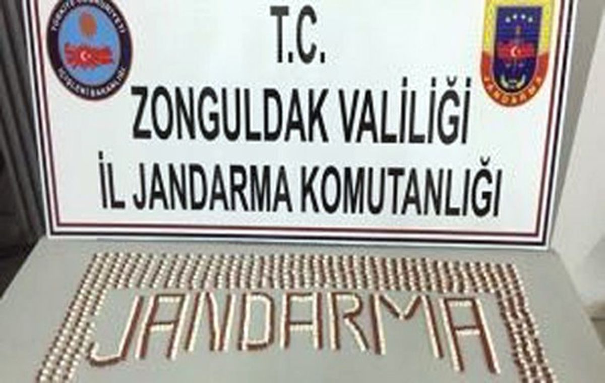 Müzikhol Müdürünün Üzerinde Bin 280 Adet Uyuşturucu Hap Ele Geçirildi