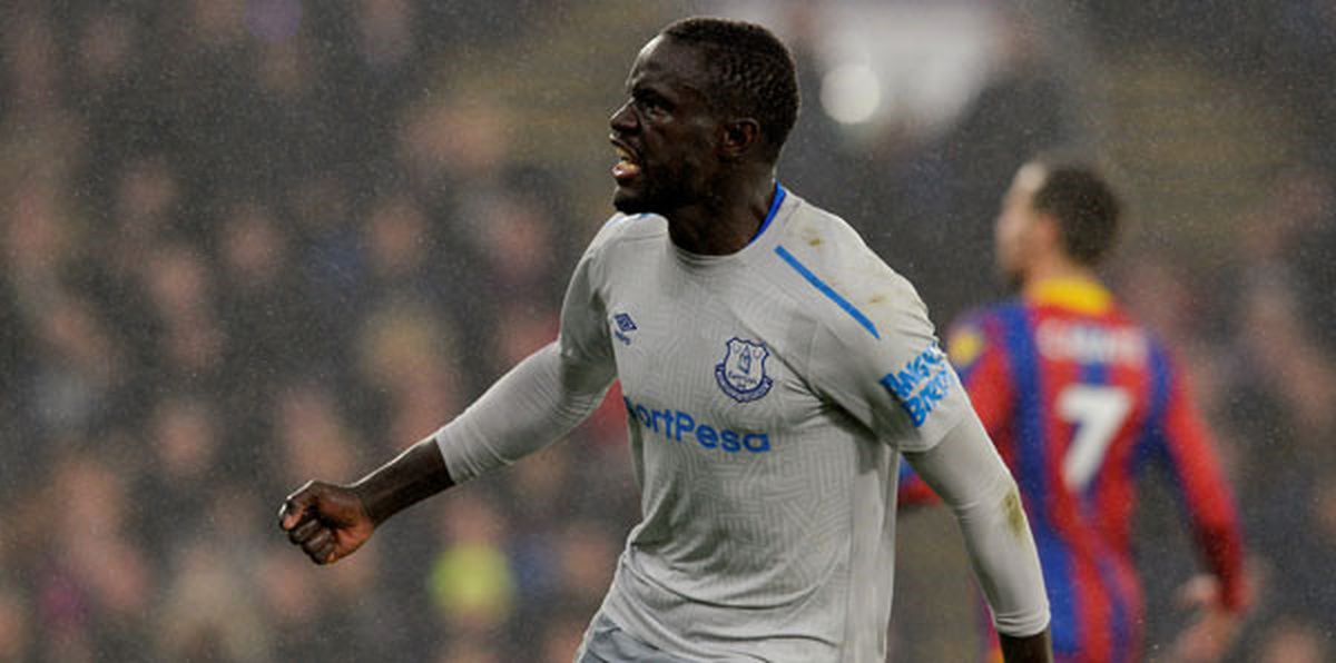 Oumar Niasse\'ye 2 Maç Ceza!