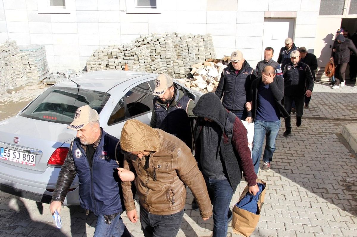 Samsun\'da Fetö\'den 9 Polis Adliyeye Sevk Edildi