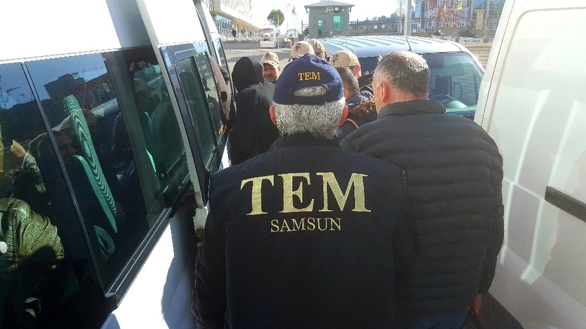 Samsun\'da Fetö\'den 9 Polise Adli Kontrol