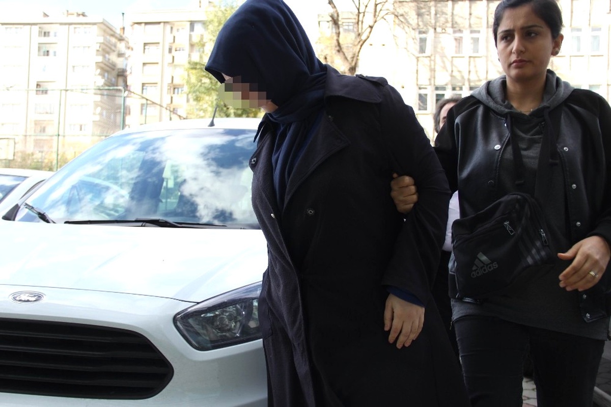 Samsun\'da Fetö\'nün Gaybubet Evinde Yakalanan Kadın Öğretmen Tutuklandı