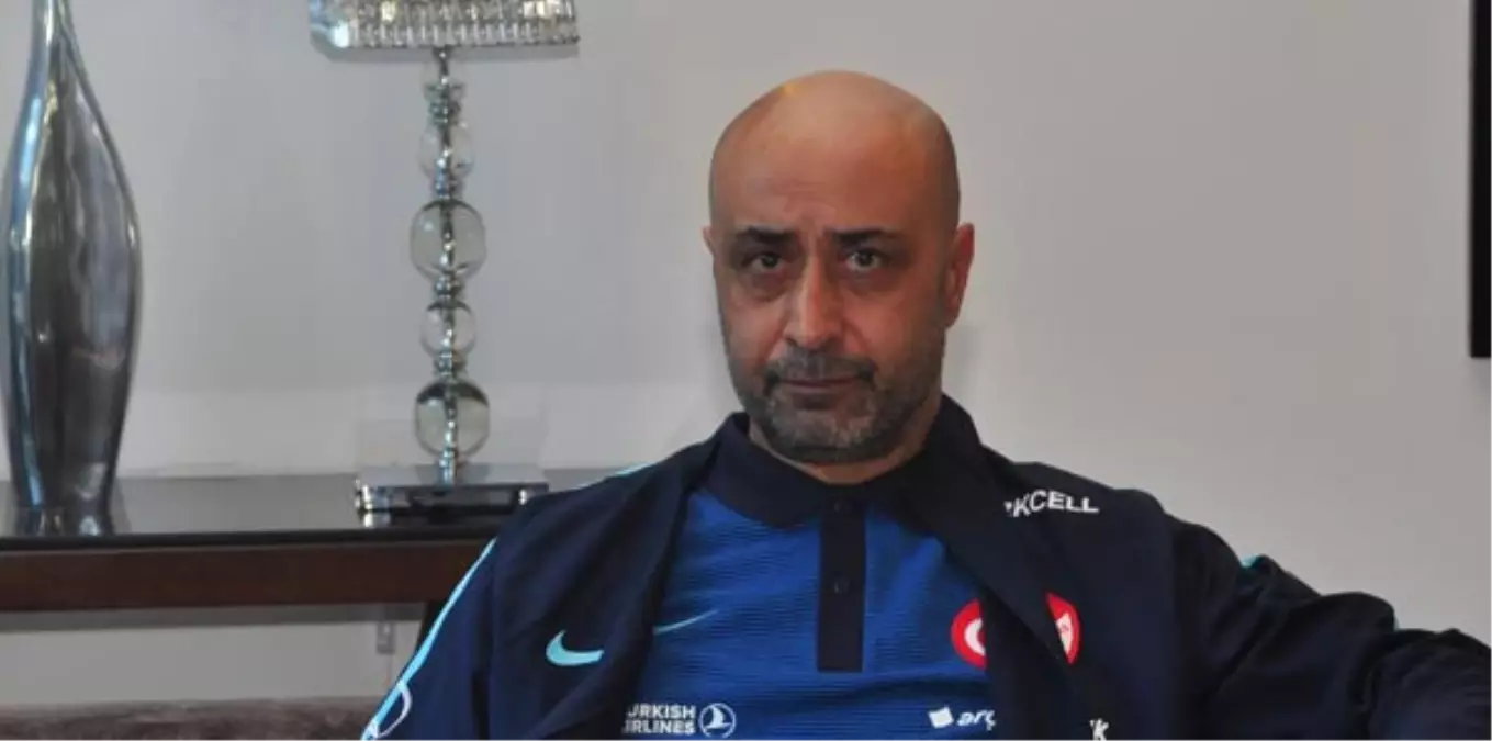 Tolunay Kafkas: "Türk Futbolunun Kurtuluşu Genç Oyuncu Gelişiminde"