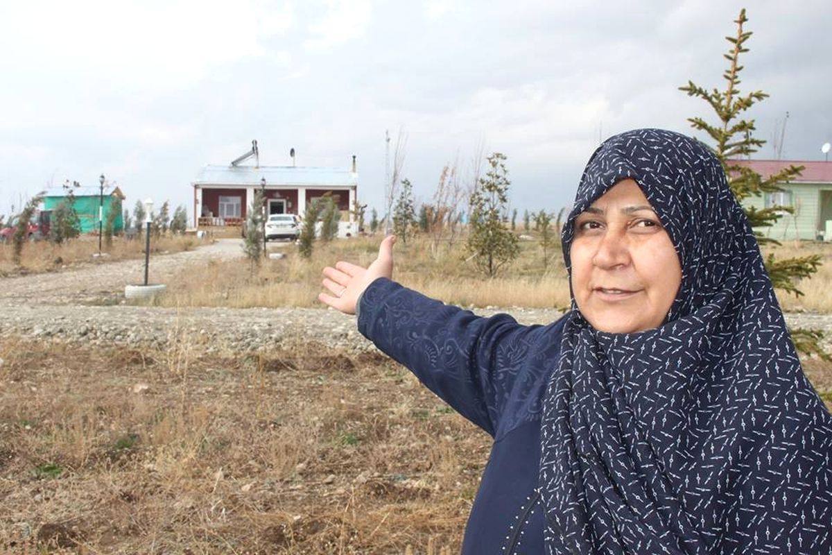 35 Yıl Sonra İstanbul\'dan Erzurum\'a Dönerek Çiftçilik Yapmaya Başladı