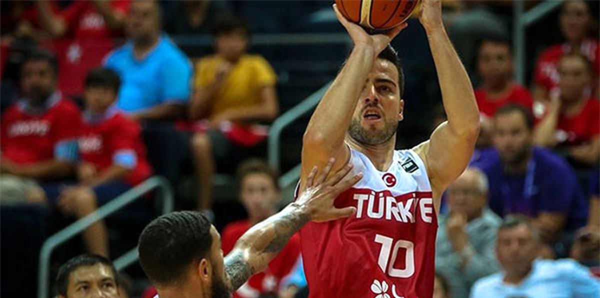 A Milli Basketbol Takımı, Letonya Önünde