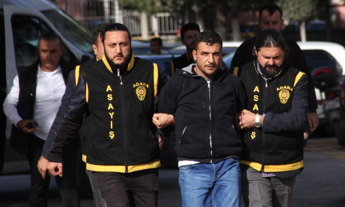 Ablasını ve Yeğenlerini Rehin Alan Firari Tutuklandı