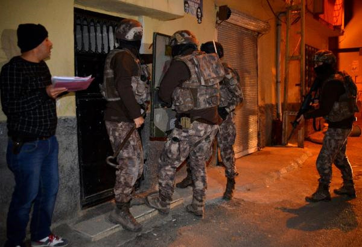 Adana Merkezli 6 İlde PKK Operasyonu: 19 Gözaltı