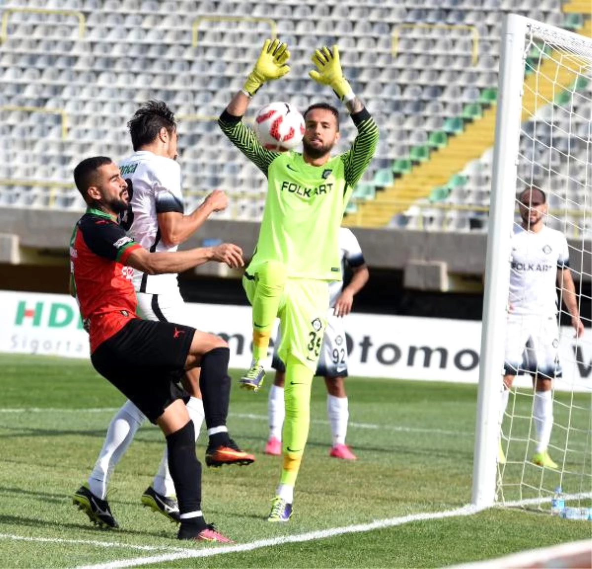 Altay\'da Egemen Güven Verdi