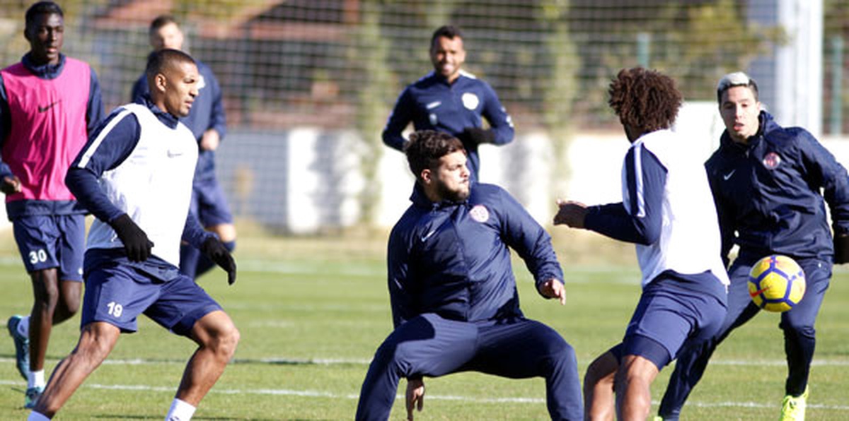 Antalyaspor, Fenerbahçe Hazırlıklarını Sürdürdü