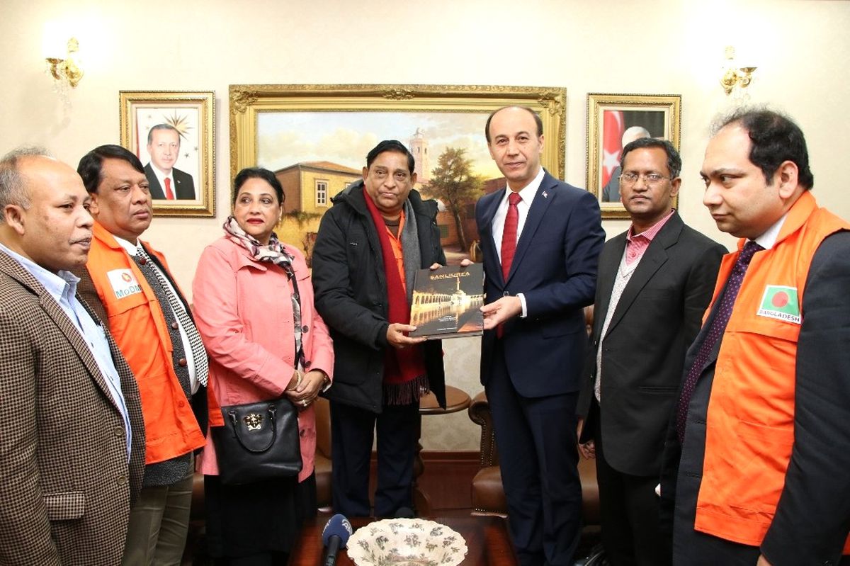 Bangladeş Afet Yönetimi ve Yardım Bakanı Hüseyin Chowdhury Şanlıurfa\'da