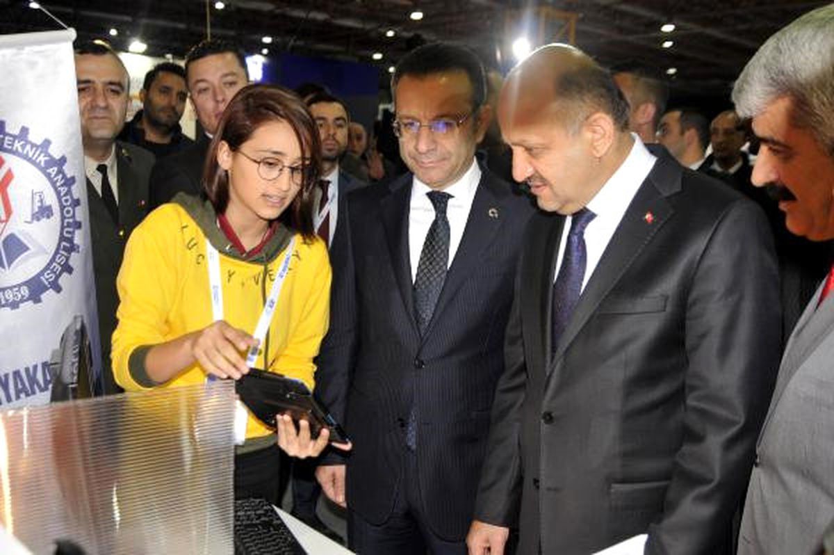 Başbakan Yardımcısı Işık: Kodlama Bilmeyen, Cahil Statüsüne Düşecek