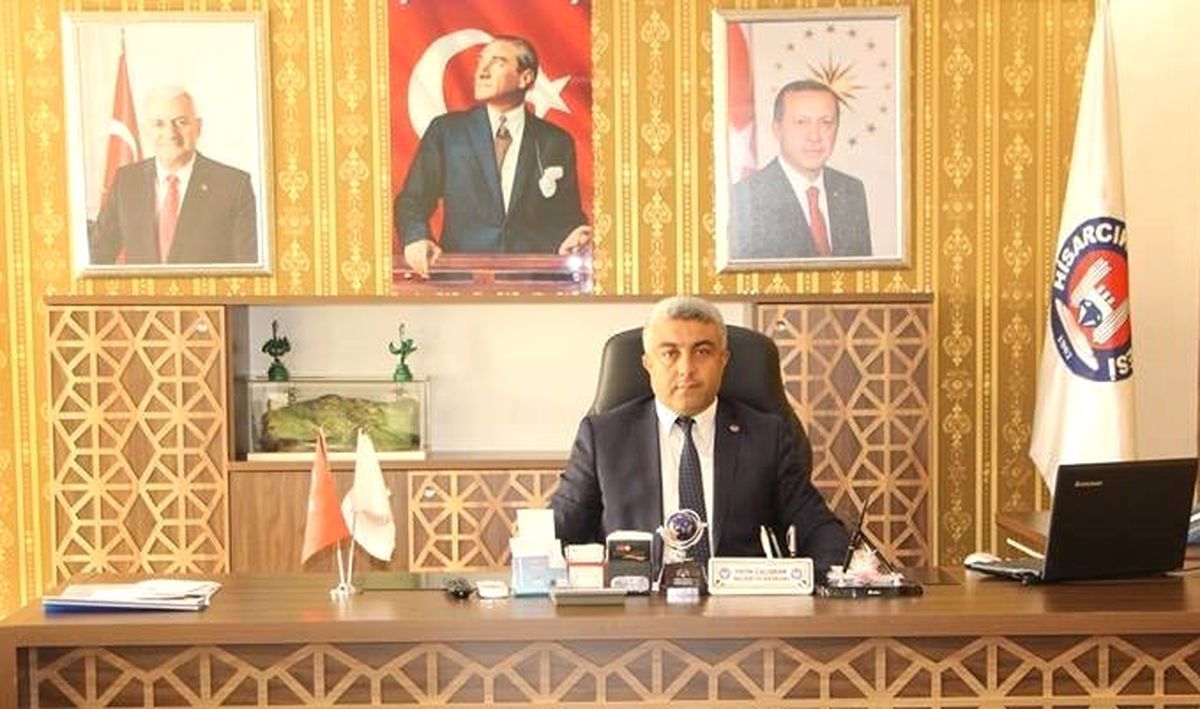Belediye Başkanı Fatih Çalışkan: Öğretmenlerimizin Gününü Kutluyorum
