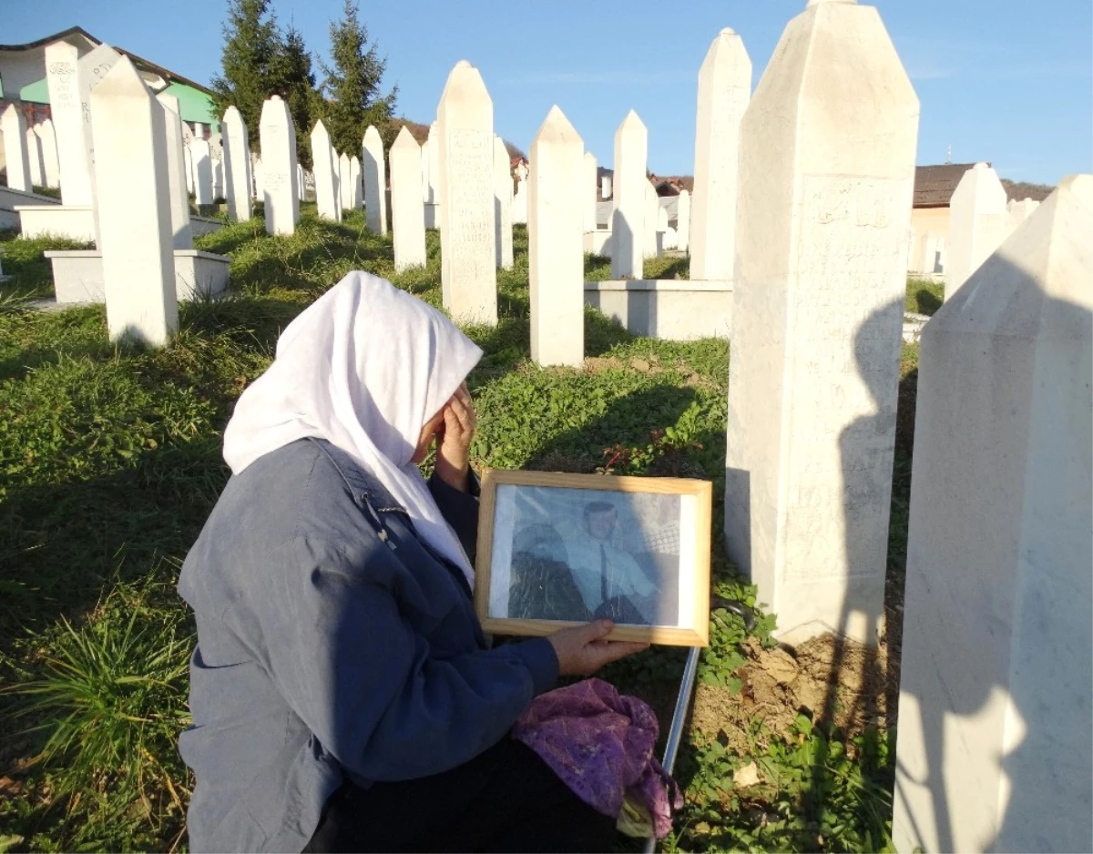 Bosnalı Şehit Yakınları: "Hollanda da Sorumlu"