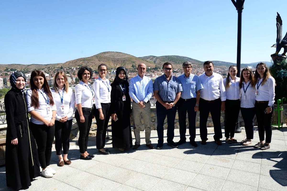 Bozüyük Belediyesi Gezici Hizmet Ekibi 7 Bin 423 Hane ile Görüştü