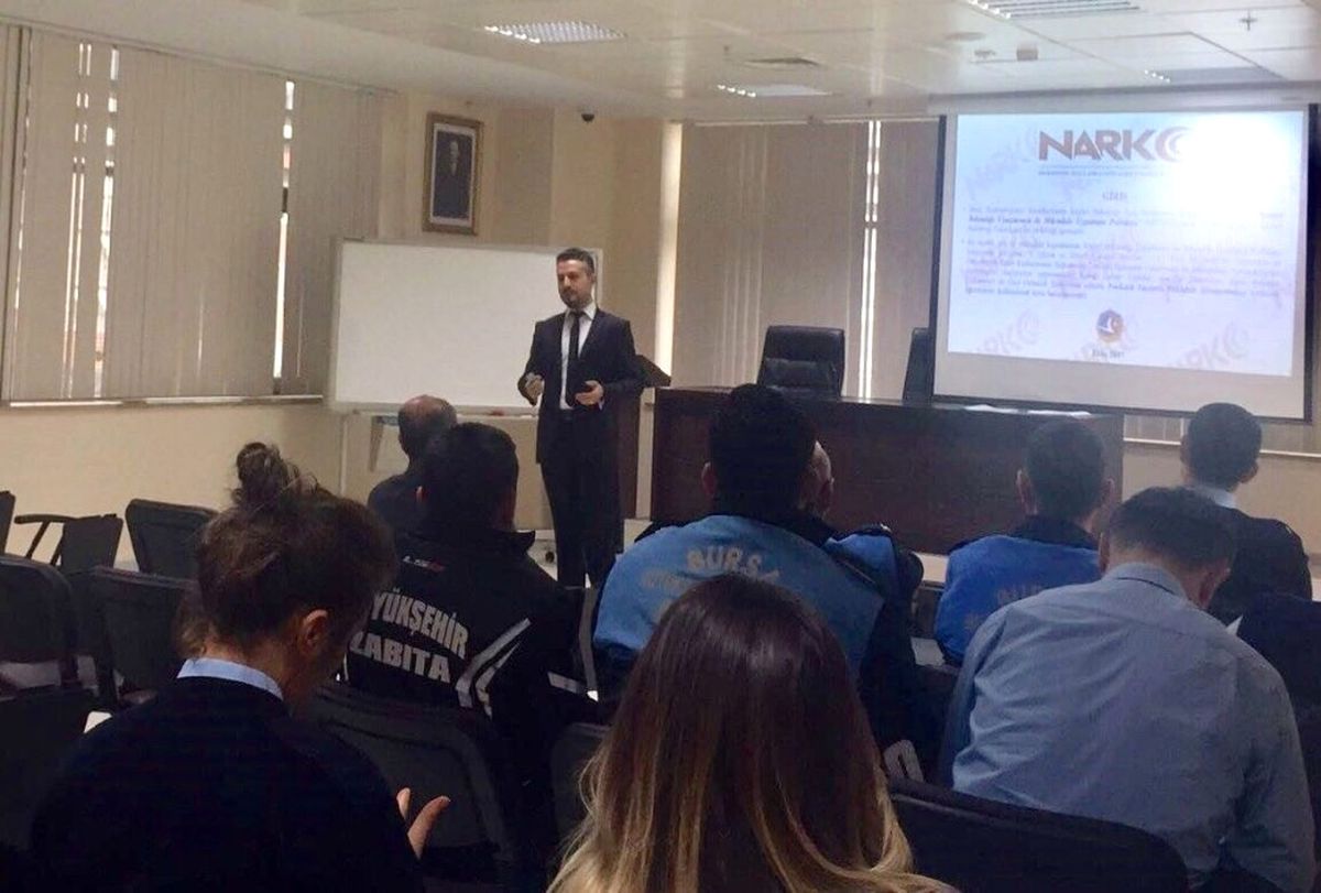 Bursa\'da Zabıtalara Narko Rehber Eğitimi