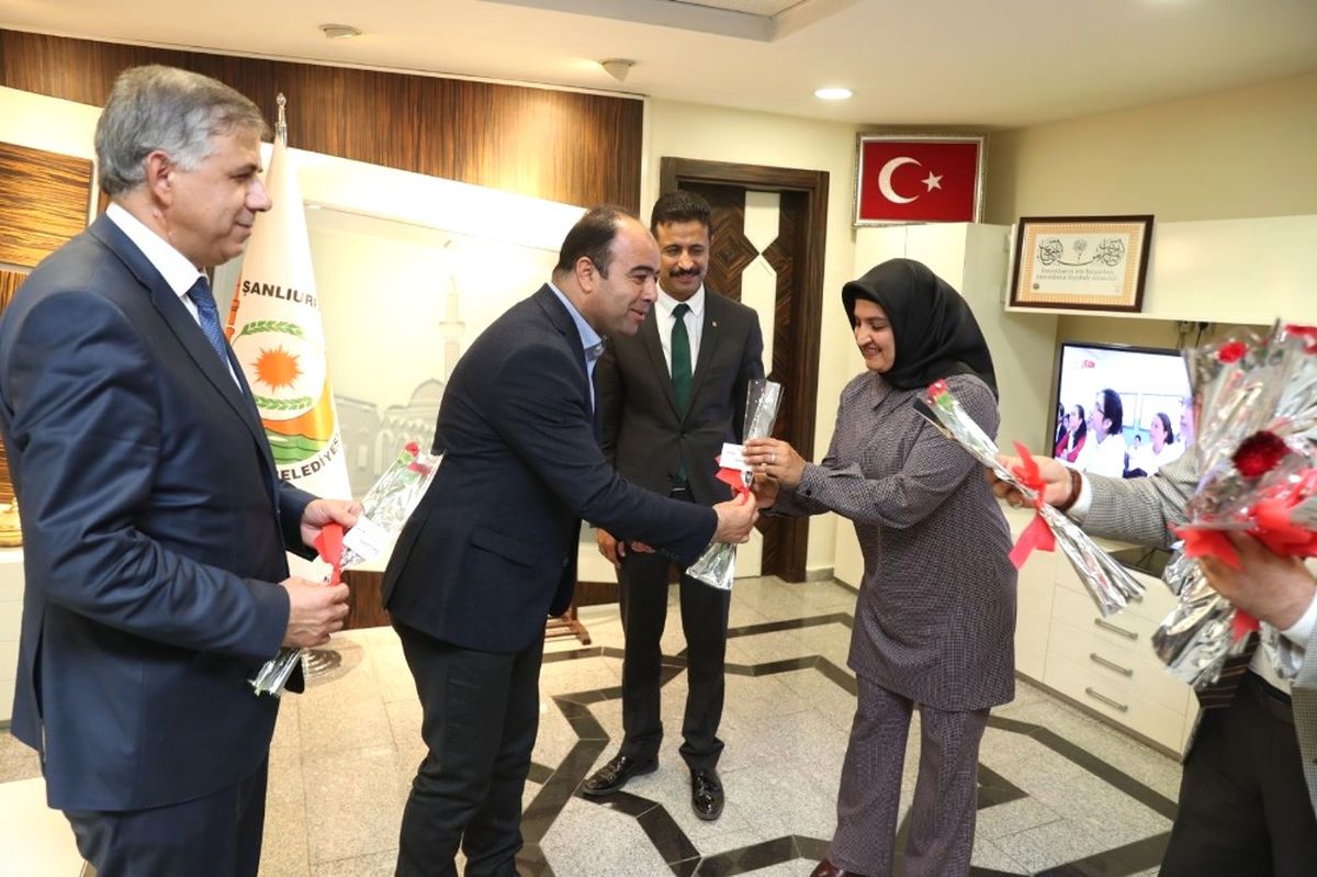 Çiftçi,eyyübiye İlçe Müdürü ile Bir Araya Geldi