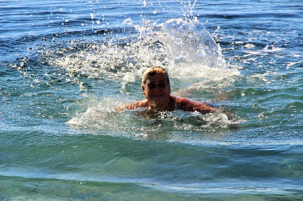 Doğu\'da Kar Çilesi, Bodrum\'da Deniz Keyfi