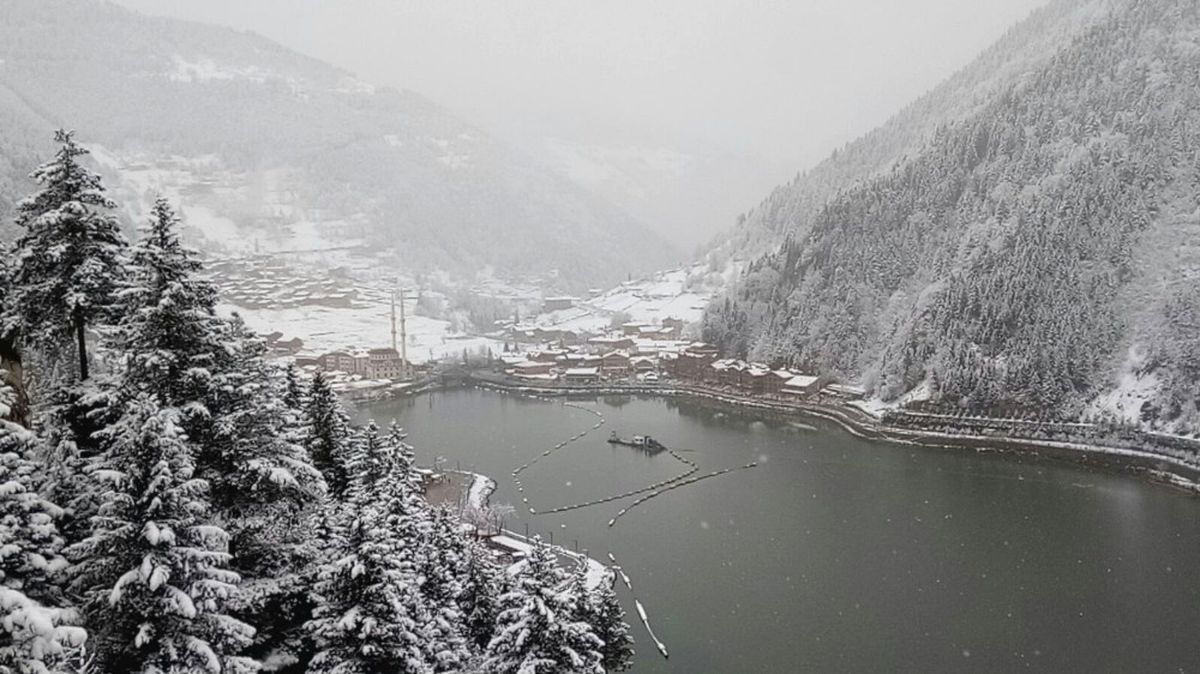 Doğu Karadeniz\'den Kartpostallık Kar Manzaraları