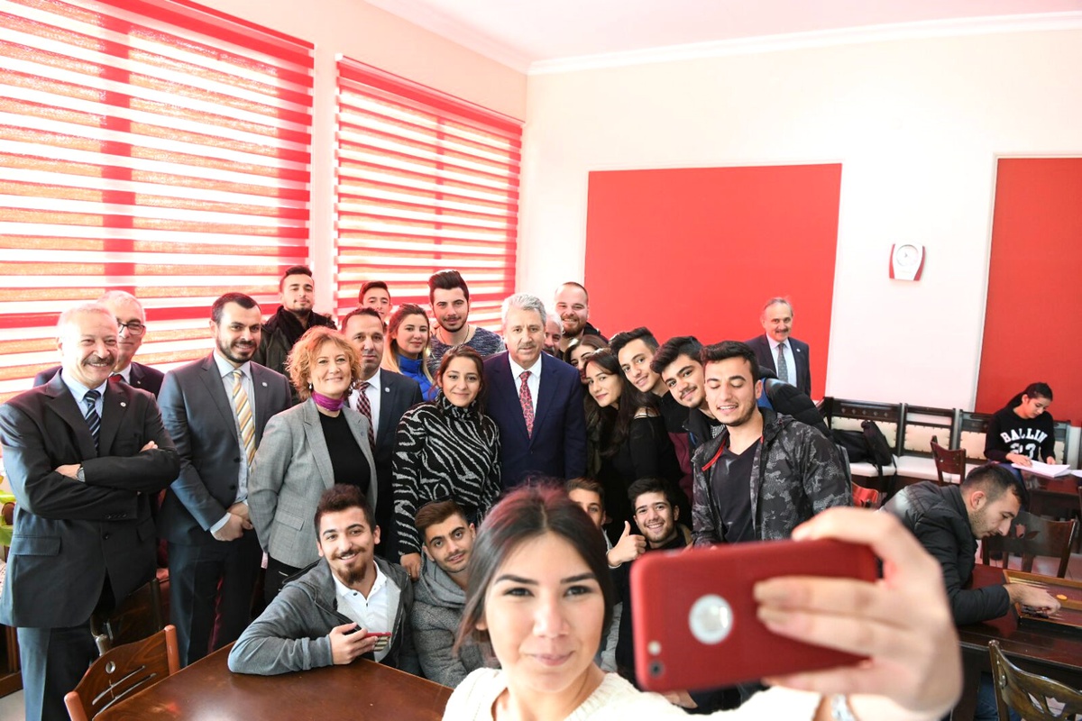 EÜ\'nün İlçe Kampüsleri Kentlerin Dinamosu Olacak