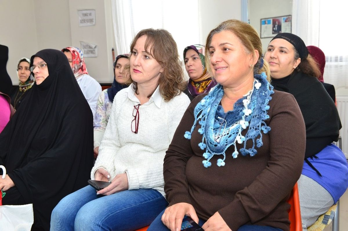 Eyvah Kaynanam Geliyor" Semineri
