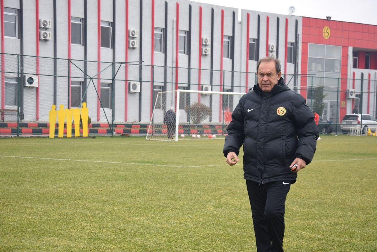Futbolcular Antrenmana Çıkmadı
