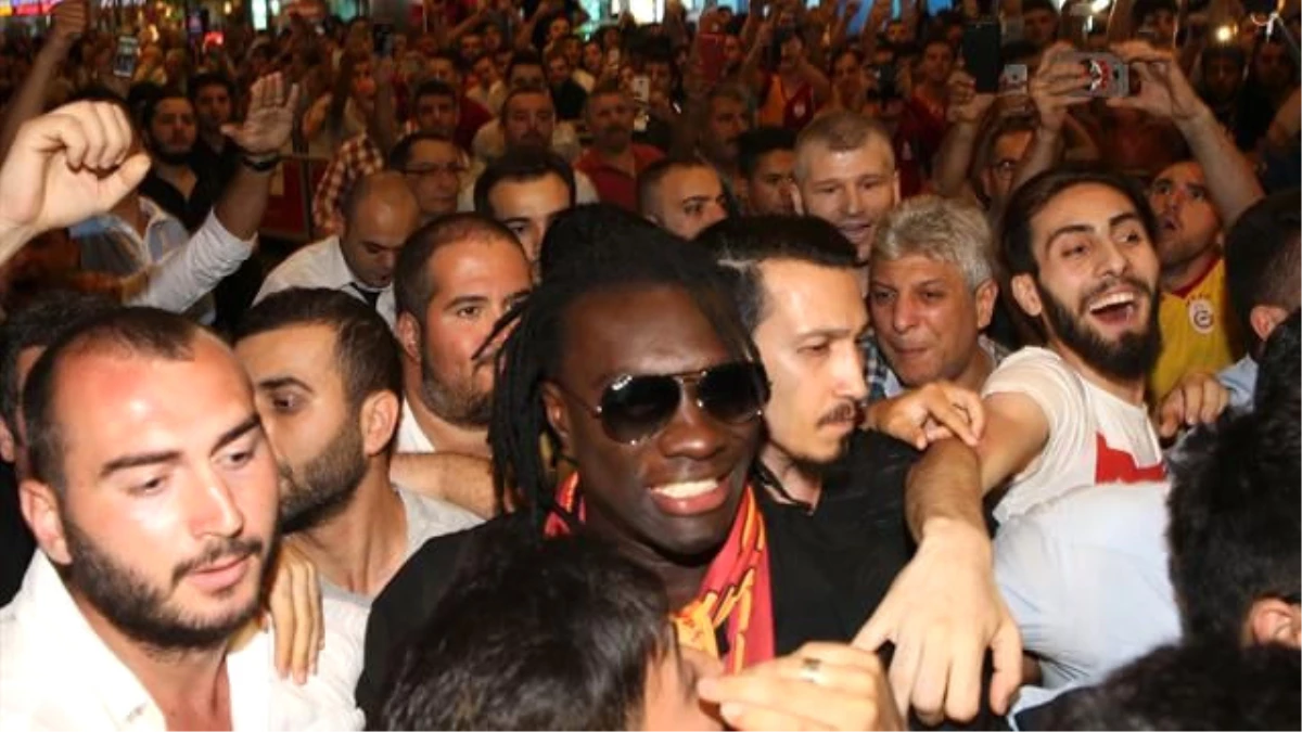Galatasaray, Fransa\'da Görmediğim Takdir ve Sevgiyi Verdi"