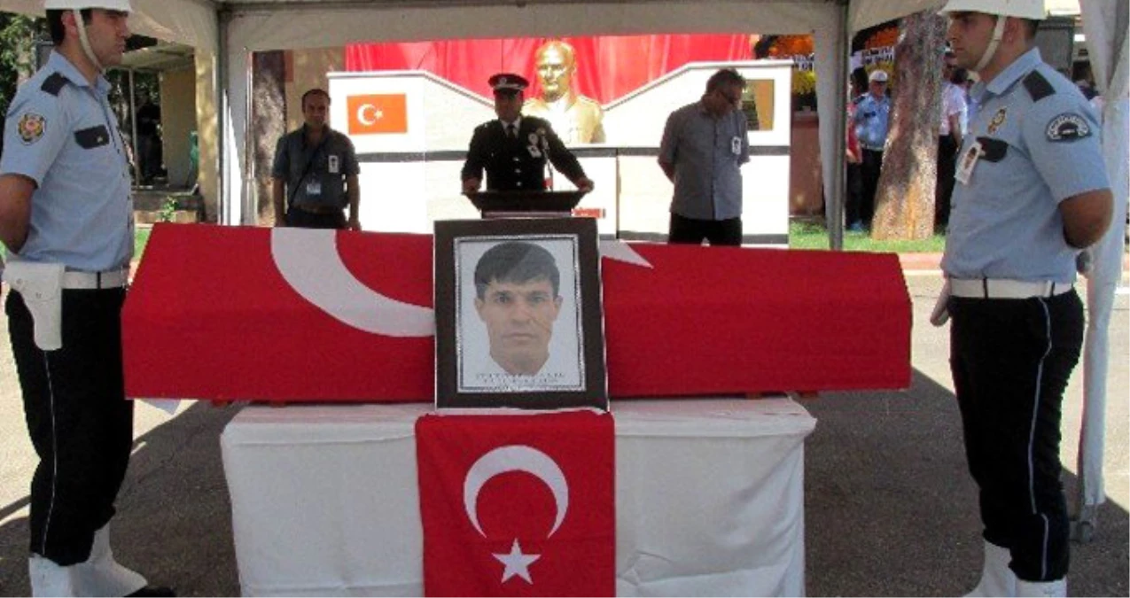 Gaziantep\'teki Polis, DEAŞ İçindeki Emniyet Muhbiri Tarafından Öldürülmüş