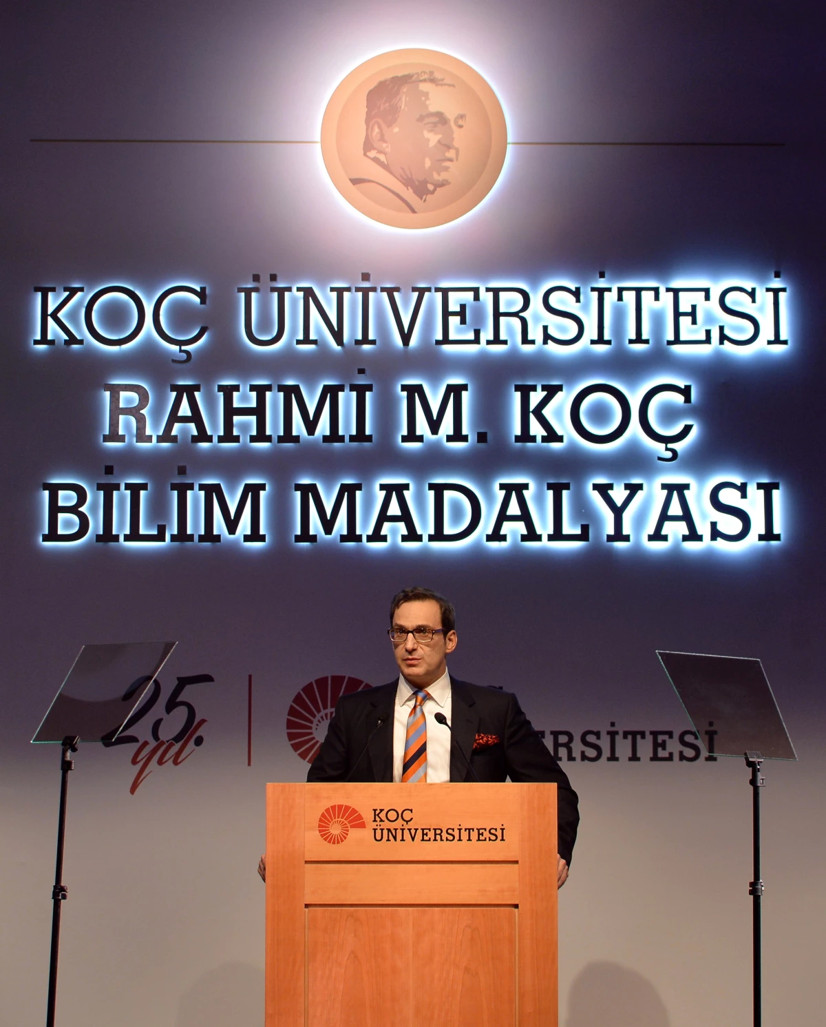 Koç Üniversitesi Rahmi M. Koç Bilim Madalyası Sahibini Buldu