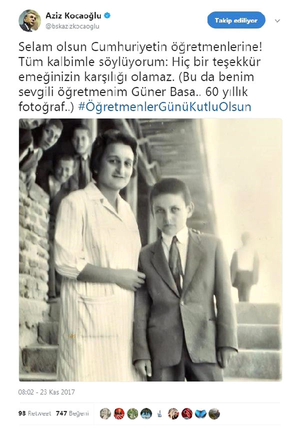 Kocaoğlu, 60 Yıllık Fotoğrafı Paylaşıp, Öğretmenler Gününü Kutladı
