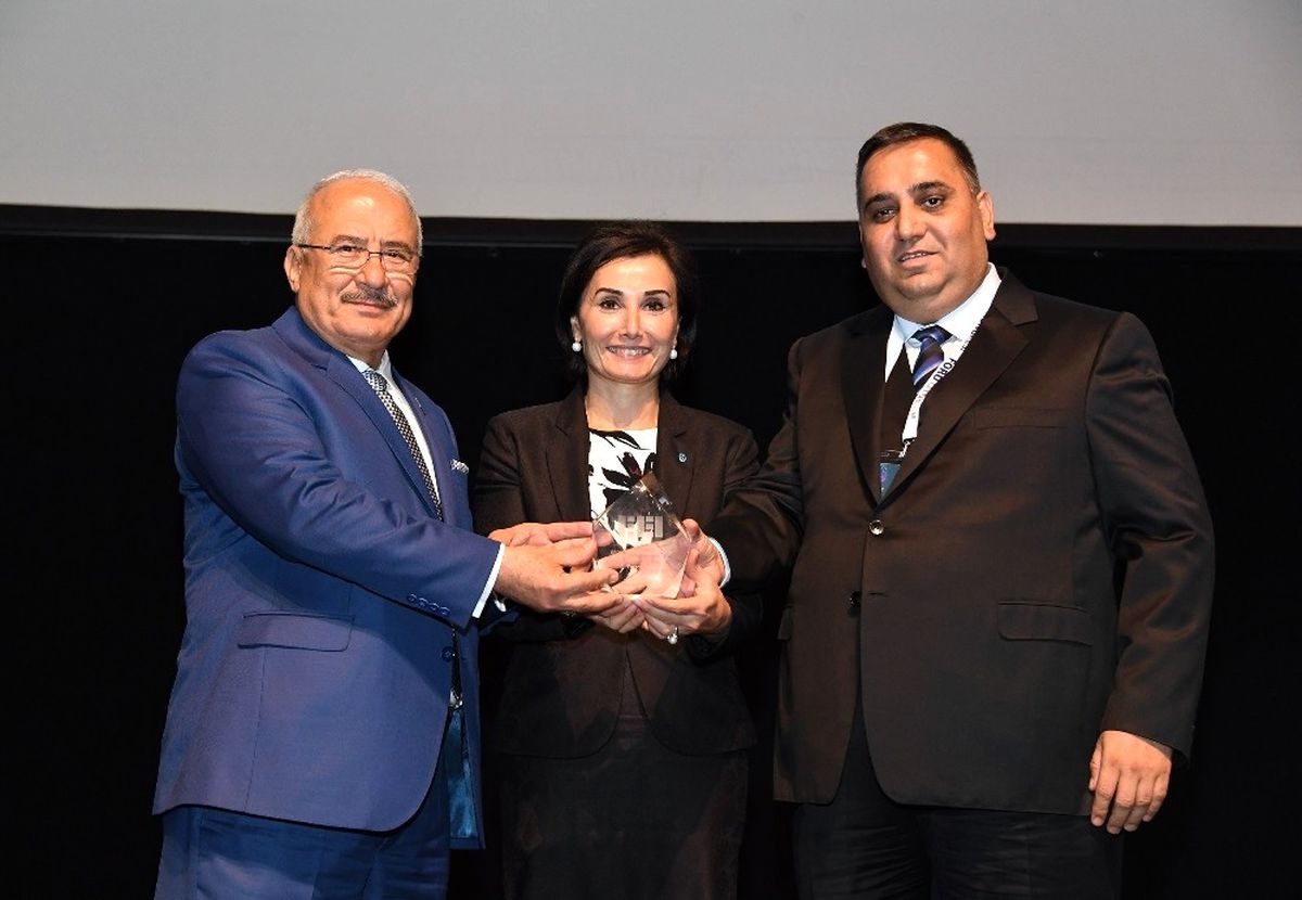 Mersin Büyükşehir Belediyesi\'ne \'Mükemmellikte 4 Yıldız\' Belgesi
