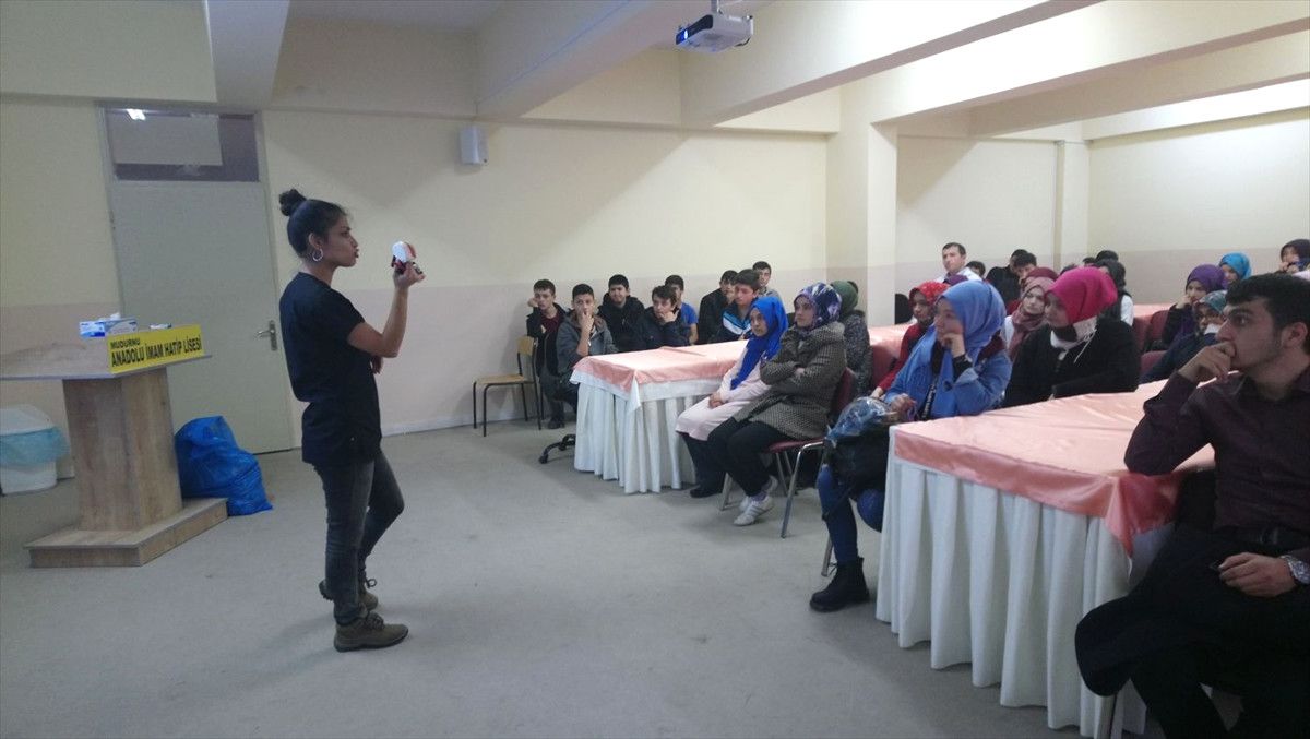 Mudurnu\'da Öğrenciler Diş Taramasından Geçirildi