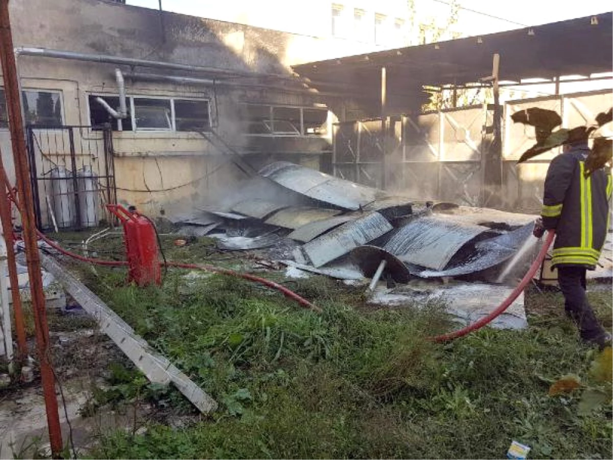 Okulun Kazan Dairesinde Çıkan Yangın, Korkuttu