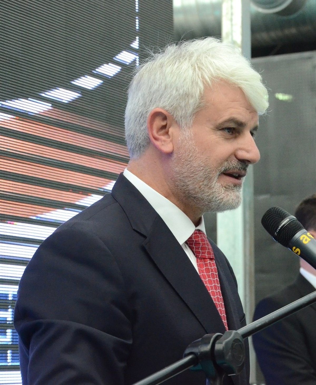 Şahin: "Geleceğimizin Teminatı Öğretmenlerin Elinde"